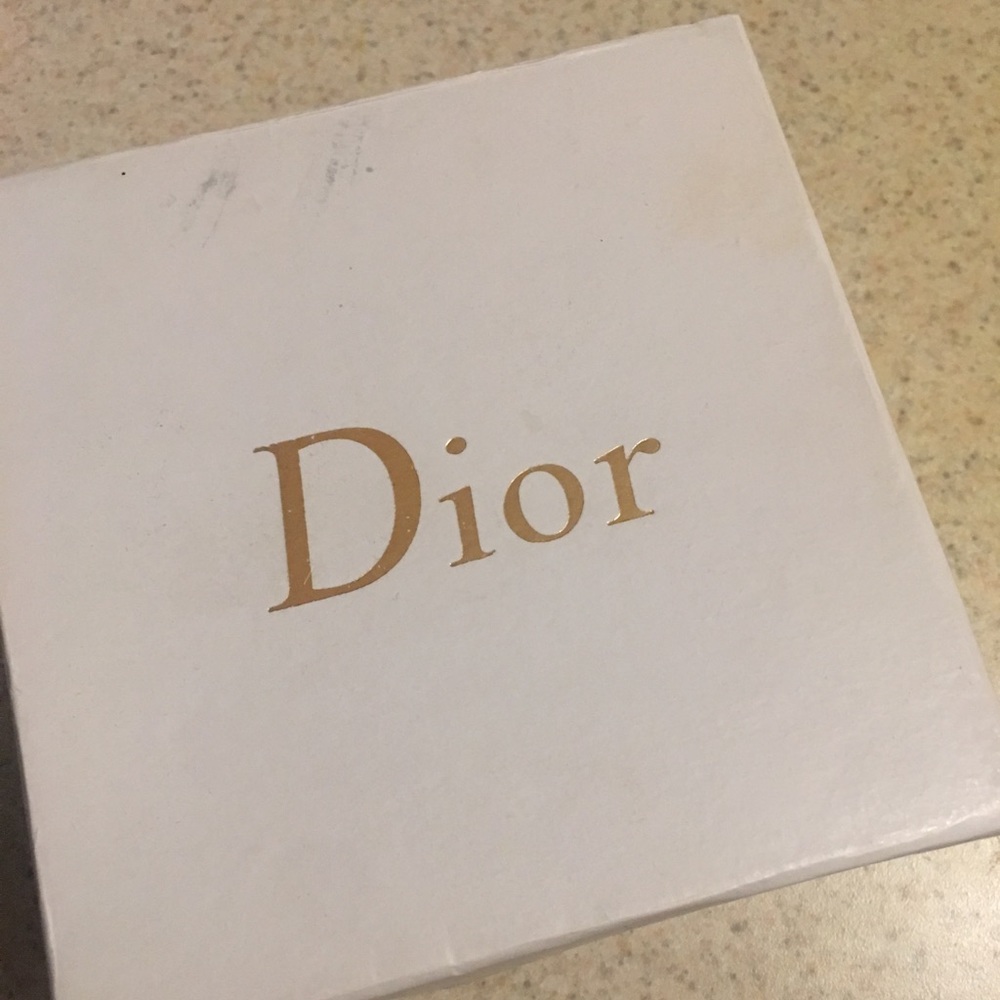 Dior box